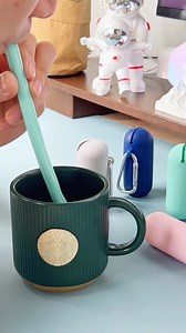 Ditch the plastic. Keep the color. 🌍 These reusable silicone straws come in a pocket-sized case — easy to clean, easy to carry. Shop the set now: https://shop.coolgadget.com/3ZDm0W6 #coolgadgets #straw #environmentallyfriendly #reusable #summer | XCOOL