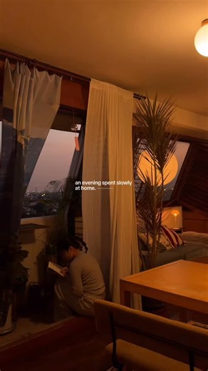 a.home house on Instagram: "A quiet night begins. ——⭑⋆⋆⋆⭑——"