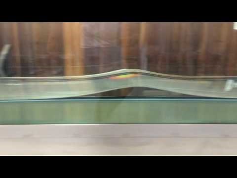 Shallow water wave generation (quasi solitary wave with breaking)