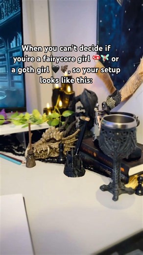 🧚‍♀️🍄🍃 or 🖤🌙🦇? #fairycore #darkacademia #goth #gamingsetup #artist #decoration
