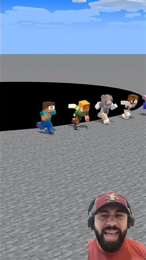 The black hole almost got us 😭😭😭 #shorts #minecraft #stevecomeback #minecraftanimation