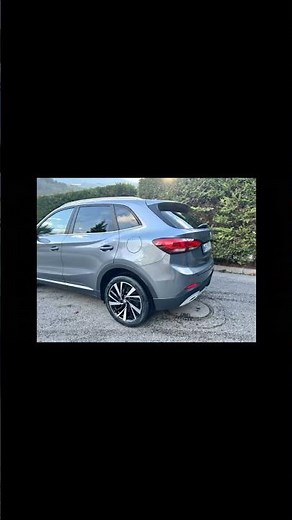 MG ZS Hybrid+ Luxury 2025 — The New Hit and Toyota Rival!