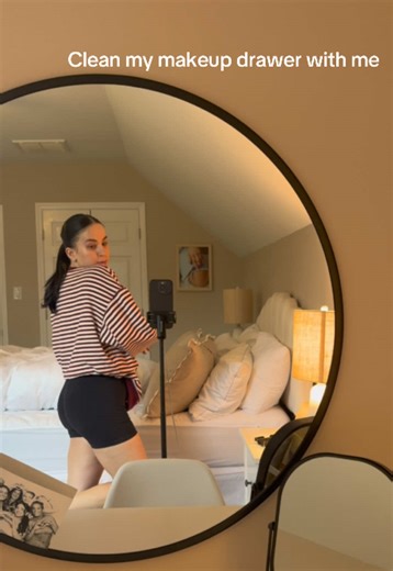 Longgg overdue I know #charlottenc #cltnc #organizewithme #makeupcleaning #southend