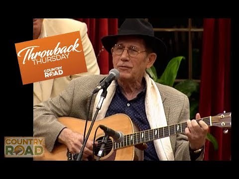 Chet Atkins - "I Still Write Your Name in the Snow"