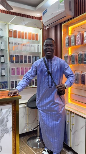 Senegal Business & Medouneht Meideune Apple