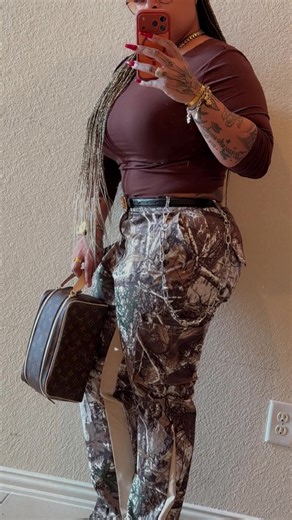 Nail Shop Experience and Happy Hour Highlights