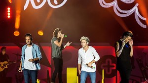 One Direction Nyanyikan Soundtrack 'The Fresh Prince of Bel-Air'