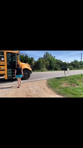 If that 18 wheeler would have been paying attention he wouldn’t have had to slam on his brakes and almost cause an accident just to not be able to stop in time. Pay attention and follow the law and this won’t happen | The Bus Runner Page