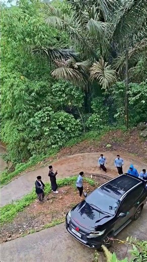 🚌 Extreme Off-Road Bus Journey: Navigating the Impossible! #ShortVideos #OffRoad #AdventureTravel🚙🚙