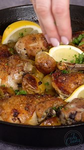 This Chicken Vesuvio is crispy, lemony, garlicky magic, straight outta Chicago and onto your dinner table. 🍋🔥 Link 👇 | JoCooks