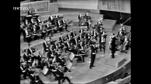 Remembering the great Ivry gitlis who would have turned 100 today... Here's an extract of the opening of Tchaikovsky's Violin concerto filmed in 1965 | Mezzo