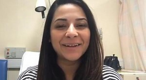 Partorisce in diretta su Facebook: ecco l'ultima moda social