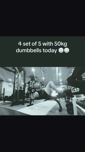 50kg dumbbell bench press 🔥 4x5 — moving heavy weight, building power, no shortcuts. Discipline > excuses. 💪 #bodybuilder #gymtok #ภูเก็ต #ประเทศไทย #fitness