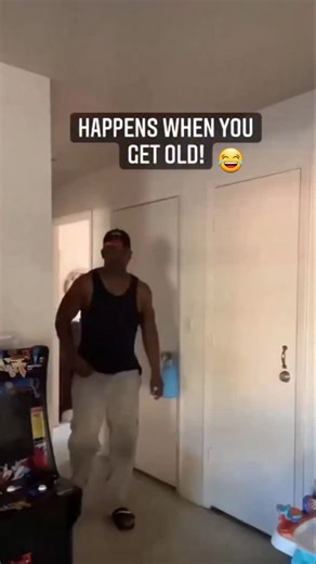 Feel The Funk Records 💿 on Instagram: "This is starting to happen more often. 🤣😂😅"