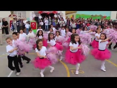 23 Nisan gösterisi "Bangır Bangır" ( SAADET ONART İLKOKULU )