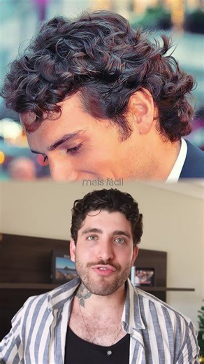 Quanto maior o comprimento mais fácil será de estilizar! ❌O grande problema é a fase do capacete mas pega essa dica! Com a estratégia certa de cabelo, cortes periódicos e uma boa estratégia, com certeza seu cabelo revelará muita autenticidade! Deixa o 🔥 nos comentários! Conheça minha consultoria de visagismo online , link na bio.