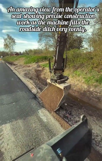 Watch This Heavy Excavator Smoothly Laying Road Gravel