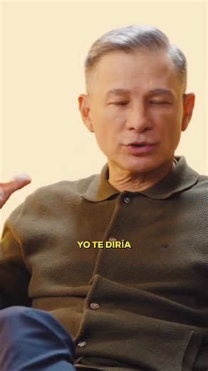 Pastor Cash Luna on Instagram: "Muchas veces nos ofendemos cuando alguien no apoya nuestros proyectos o sueños. Pero he aprendido algo importante: no te molestes si no lo entienden. Si lo que Dios puso en tu corazón es demasiado grande, sencillamente no cabe en el pensamiento limitado de todos. 🙏🏻 No trates de forzar tu visión en la mente de alguien que aún no ha expandido sus límites. 🙌🏻"