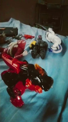 Godzilla versus robotic dinosaur (Godzilla versus episode 3)