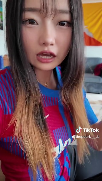 Embracing Beauty: Stop Projecting Insecurities on Others