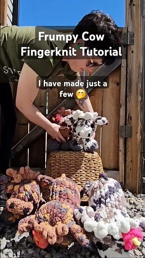 Frumpy Cow Fingerknit Tutorial by ‪@thefrumpywitch‬