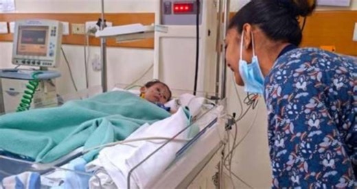 Bébé Ezekiel : Sous assistance respiratoire après sept heures d’intervention au bloc