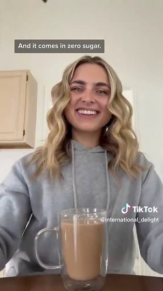 90s Inspired Hazelnut Mocha Coffee Creamer Review