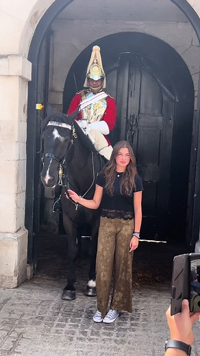 Happy Royal Kings Guard and Horse Funny Pranks