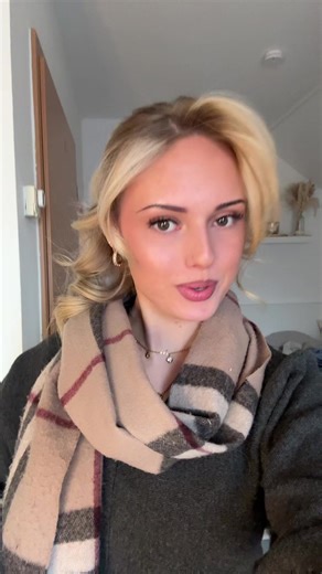 fiona._hmn (@fiona._hmn)’s videos with Ein Teil - CRO