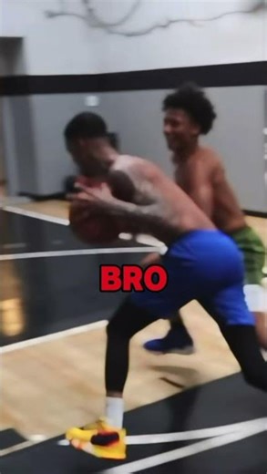 Subscribe if you think flight got cooked #flightreacts #basketball #mikey