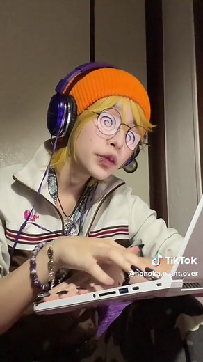 クルル曹長風サブカル男子コスプレ