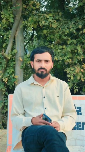 Shahrukh Kureshi on Instagram: "Mohabbat se kuch nahi hota💔. . . . . . . . . . #viral #new #likeback #viratkohli #folowersシ゚"