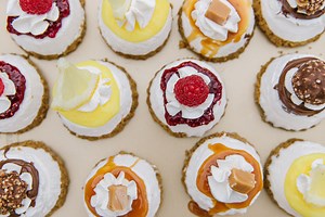 Freezer Friendly Mini Cheesecakes (No Bake!)