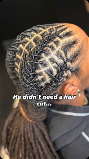LocistryCo.| Loctician Calgary on Instagram: "Hey, I’m Sandra, a professional loctician 🤍 I specialize in loc repair, restructuring, reattachment, fresh installations, and long-term maintenance. I don’t just do locs, I restore damaged roots, correct improper installs, strengthen thinning areas, and build locs that last. Every head is different, so I focus on healthy techniques, clean parts, and results that fit your lifestyle. If you’re looking for intentional loc care, not quick fixes, you’re 