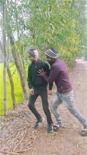 Dosti mein gaddari #funny #trending #comedy😂🤝😂