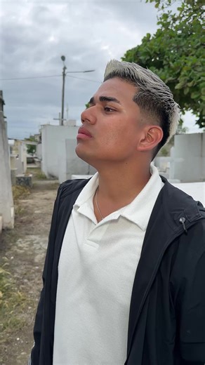 La depresión no te hace menos valiente. Sobrevivir cada día ya es un acto de fuerza. Pedir ayuda también lo es, no estás sol@. @Daxez El Patron Huaquillas @Kroma Studio #drepressed #consiencia #fyp #ecuador