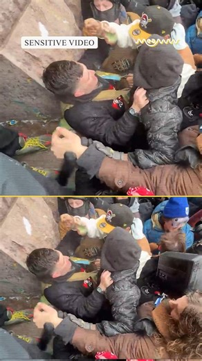 Conservative Activist Jake Lang Pulled Into Violent Crowd During Minneapolis Unrest, Taken Away as Chaos Escalates Jake Lang was forcibly pulled into a hostile crowd as unrest escalated in the streets. Footage circulating online shows a volatile scene with protesters surging, people shouting, and bystanders scrambling as tensions spiral out of control. The incident is fueling fresh concerns over political violence, crowd safety, and the growing breakdown of order during street protests. #Breakin