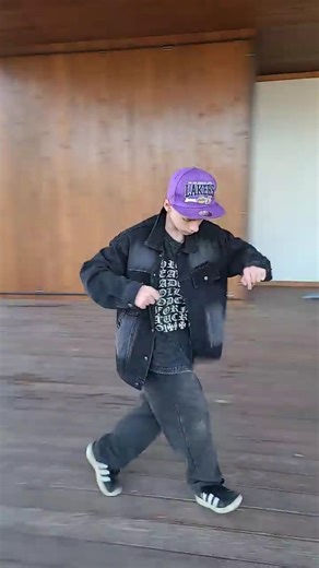 Hip Hop движения Crip Walk 📼 #cwalk#hiphop#trap#swagwalk#streetstyle#footwork#step#drill#recommended