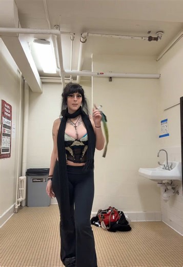 cassidy e (@codeinecassidy2.0)’s videos with BDE Bonus - Mac Miller