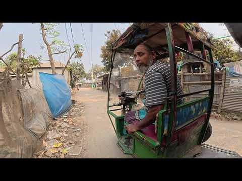 Exploring the Streets: Autorickshaw Ride Adventure 