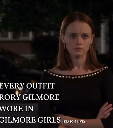 Every Outfit Rory Gilmore Wore in Gilmore Girls (season five). Request a characters outfit video via the link 🔗 in my bio or subscribe! #rorygilmore #gilmoregirls #alexisbledel #outfitinspo