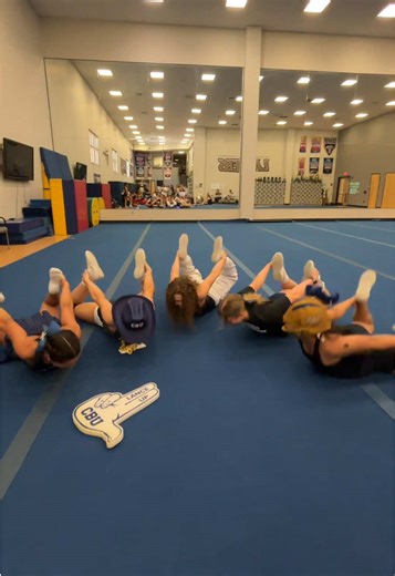 spring break practice day ✌🏻 #springbreak #cheer #studentathlete #practice #daytona