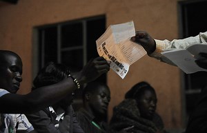 Polls close in Kenyan elections