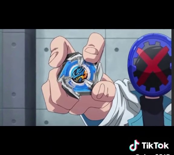 Samurai Saber vs Dagger: Epic Beyblade Showdown