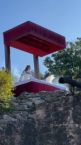 Le réveil d’Aliénor 😍 #puydufou #lebaldesoiseauxfantômes #baldesoiseauxfantômes #alienor | Puy du Fou Univers