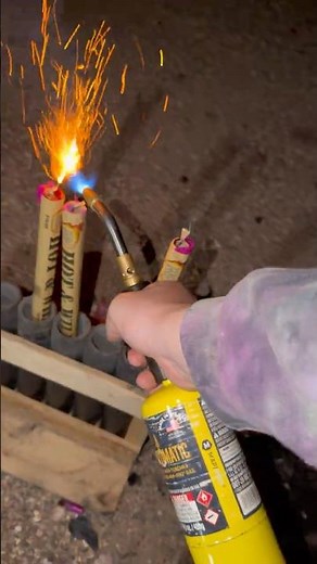 HOT & WILD ROMAN CANDLES