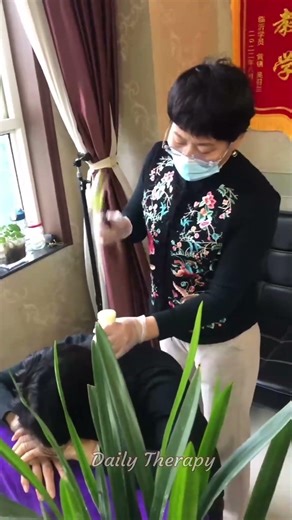 Satisfying Head Massage Routine #asmr #massage #relaxing