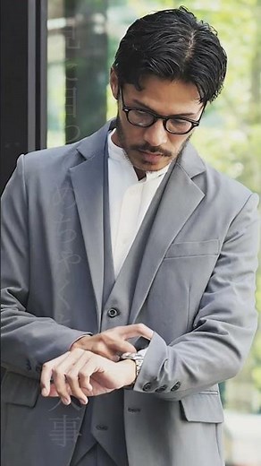 上手くいかないことも多い新生活をバックアップ。清潔感と自信をくれるジャケット、ベスト、スラックスの3点セットアップ！ #メンズファッション #ファッション #ビジネス #スーツ #新生活