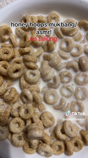 Enjoying Breakfast with Honeyhoops ASMR