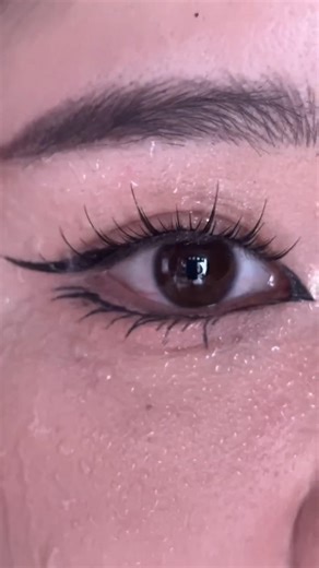 Beginner-Friendly Versatile Eyeliner Tutorial | Easy Eyeliner Application Method #shorts #eyeliner